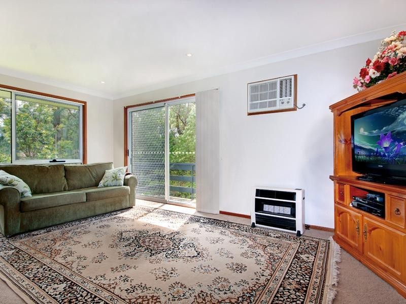 10 Central Road, Cordeaux Heights NSW 2526