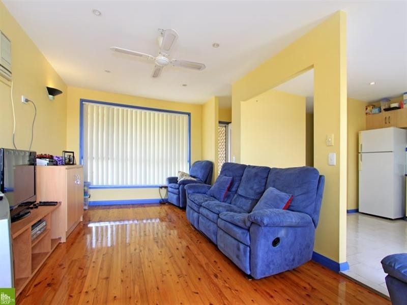 1 Sammat Avenue, Barrack Heights NSW 2528