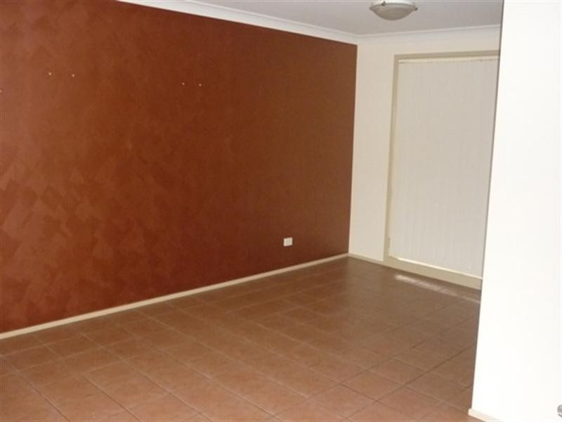8 The Billabong, Albion Park NSW 2527