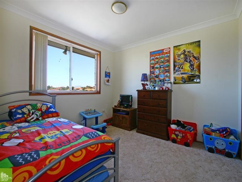 3/9 Berringer Way, Flinders NSW 2529