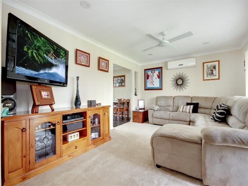 4 Carabeen Street, Barrack Heights NSW 2528