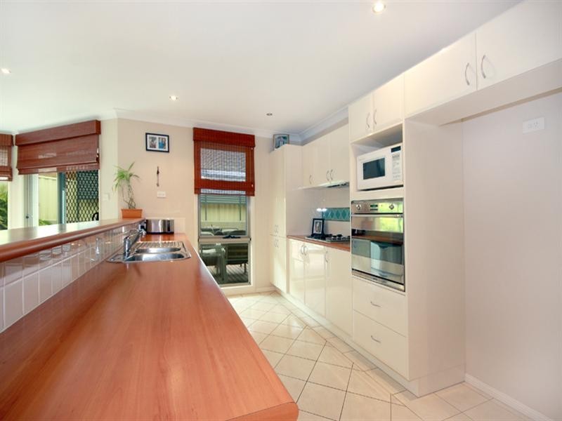 24 Hicks Terrace, Shell Cove NSW 2529