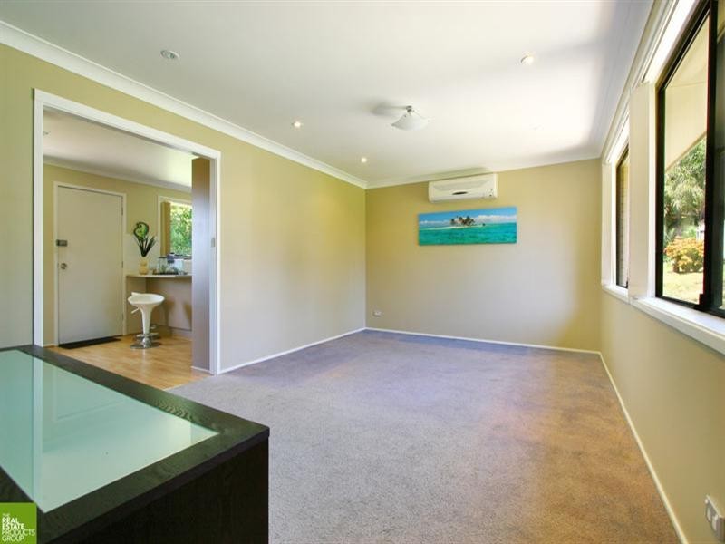 3 Sebastian Place, Barrack Heights NSW 2528