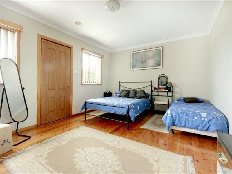 50 Woodford Avenue, Warilla NSW 2528