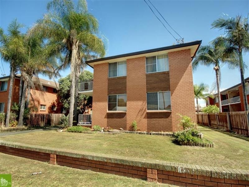 4/8 Peterborough Avenue, Lake Illawarra NSW 2528