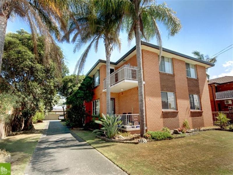 4/8 Peterborough Avenue, Lake Illawarra NSW 2528