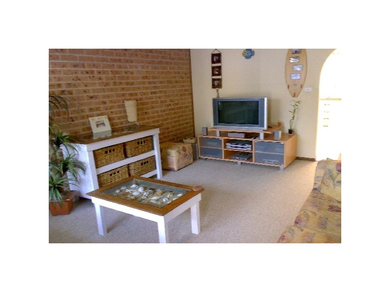 4/15 Grove Circuit, Lake Illawarra NSW 2528