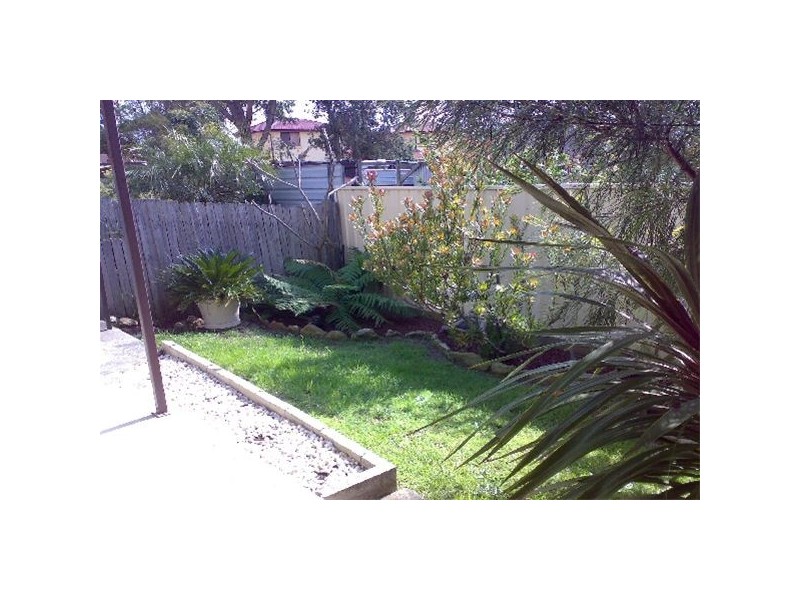 4/15 Grove Circuit, Lake Illawarra NSW 2528