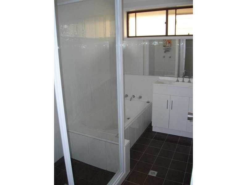 46 Captain Cook Drive, Barrack Heights NSW 2528