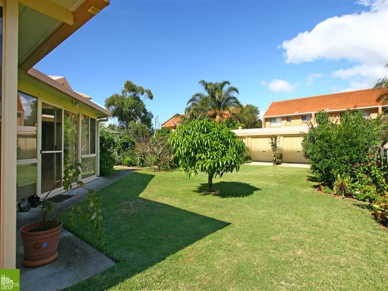 38 Peterborough Avenue, Lake Illawarra NSW 2528