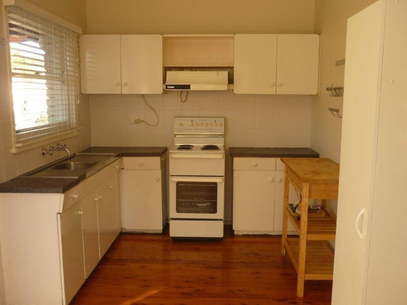 29 Cassia Street, Barrack Heights NSW 2528