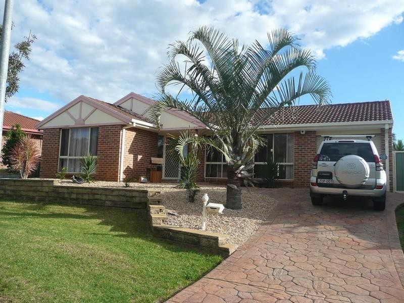 30 Barcoo Circuit, Albion Park NSW 2527