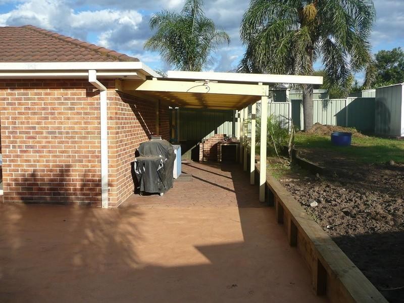 30 Barcoo Circuit, Albion Park NSW 2527