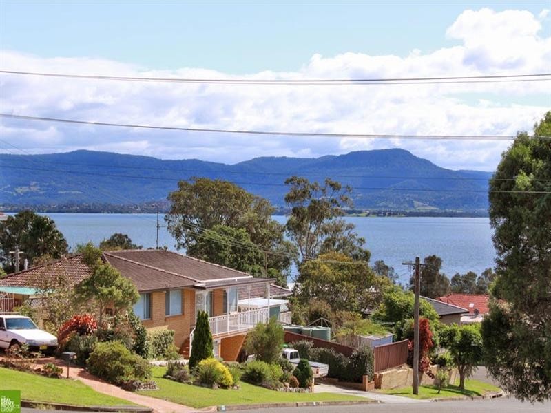 129 Landy Drive, Mount Warrigal NSW 2528