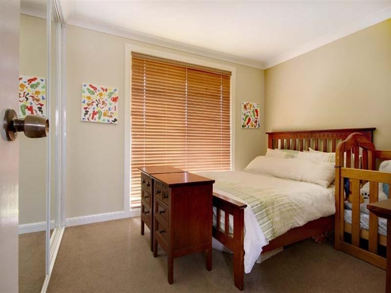 5 Borang Place, Flinders NSW 2529
