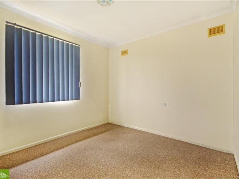 43 McCabe Street, Warilla NSW 2528