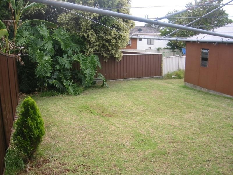 66 Cuthbert Drive, Mount Warrigal NSW 2528