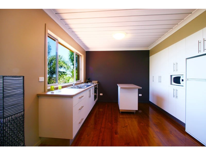 23 Matthews Drive, Mount Warrigal NSW 2528