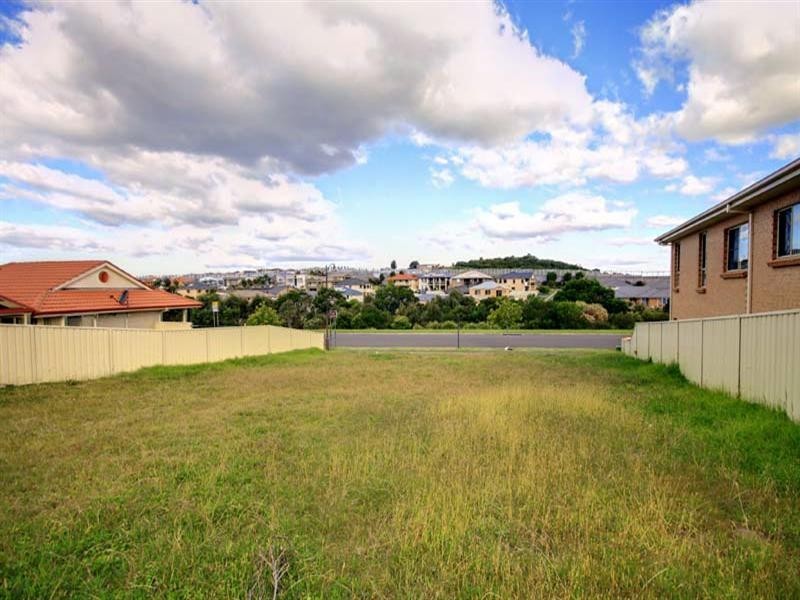 56 Southern Cross Boulevard, Shell Cove NSW 2529