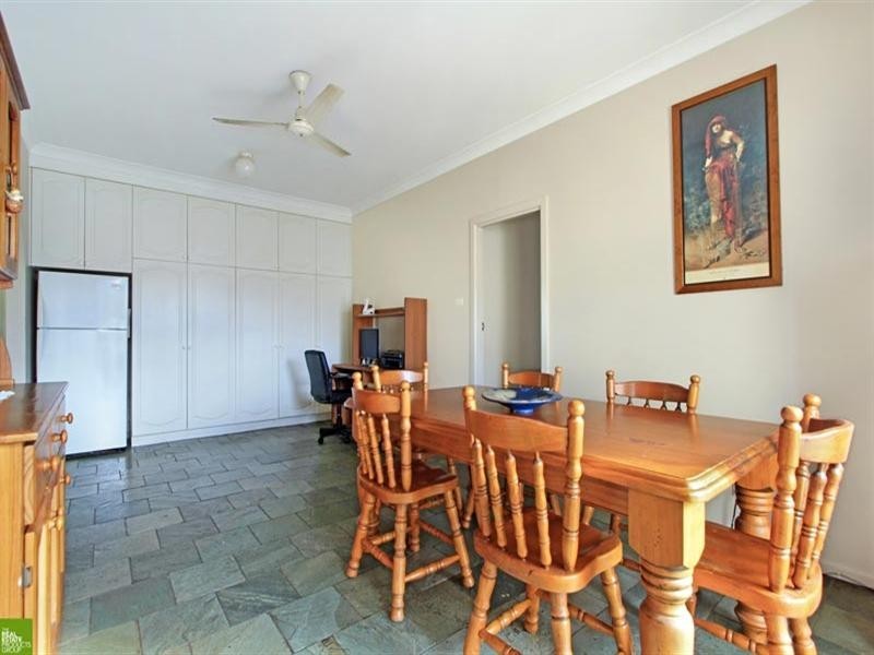 12 Antrim Avenue, Warilla NSW 2528