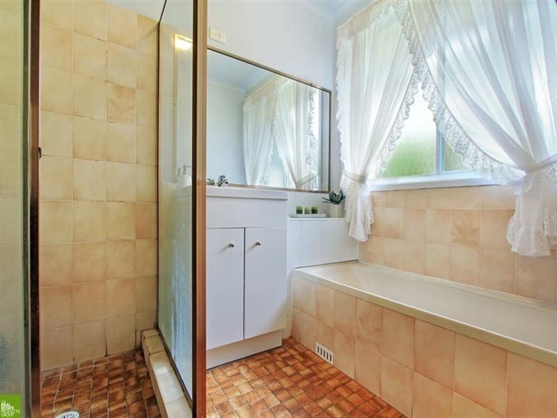 16 Parklands Drive, Shellharbour NSW 2529