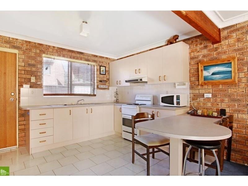 10/11 Commerce Drive, Lake Illawarra NSW 2528