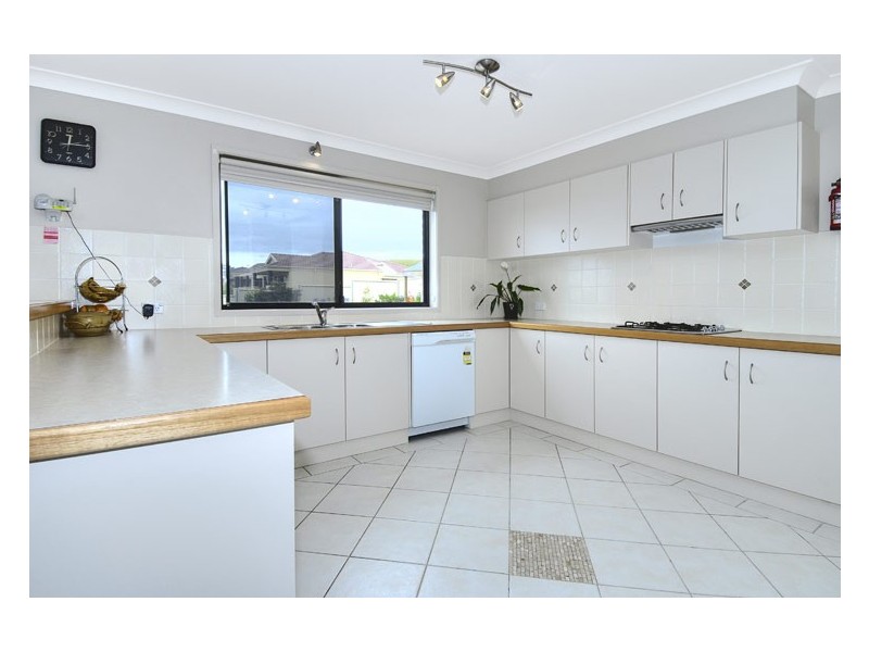 1 Lorikeet Place, Blackbutt NSW 2529