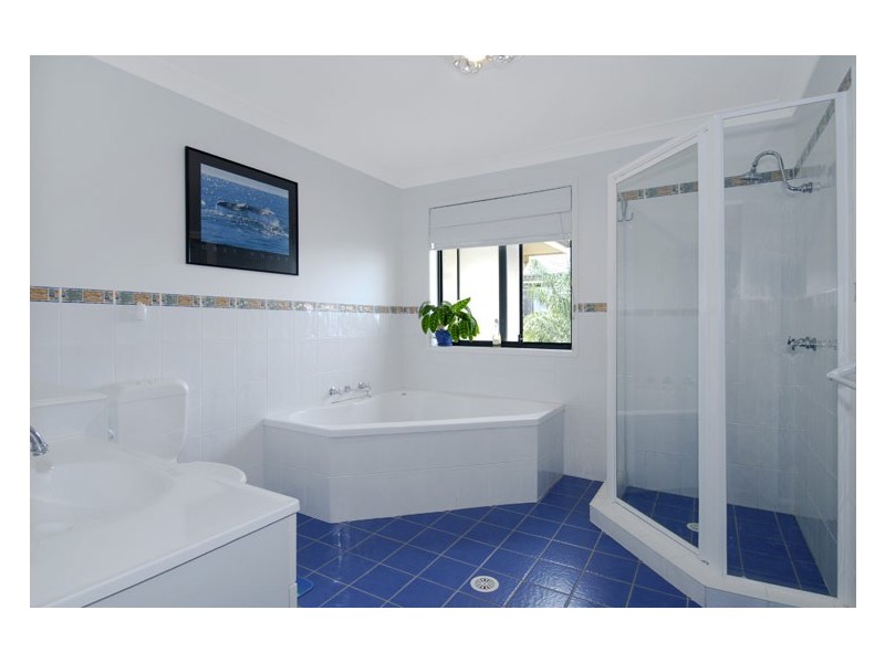 1 Lorikeet Place, Blackbutt NSW 2529