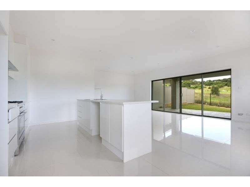 2 Troon Avenue, Shell Cove NSW 2529