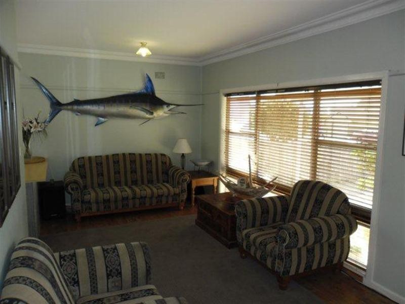 18A Antrim Avenue, Warilla NSW 2528