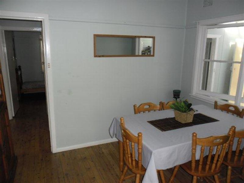 18A Antrim Avenue, Warilla NSW 2528