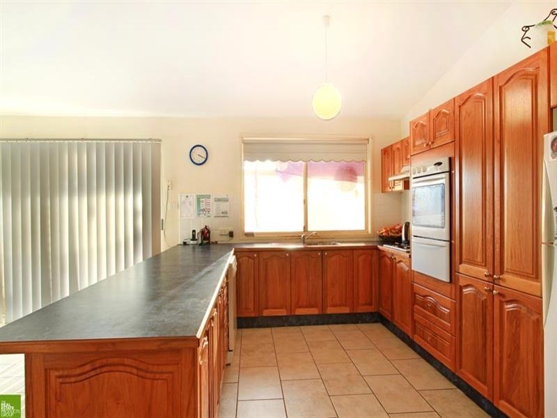 5 Hennesy Street, Flinders NSW 2529