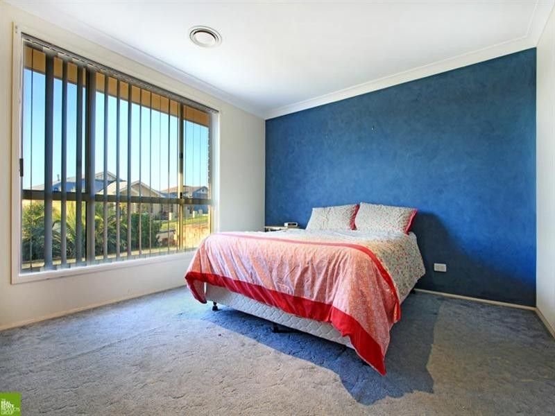 5 Hennesy Street, Flinders NSW 2529