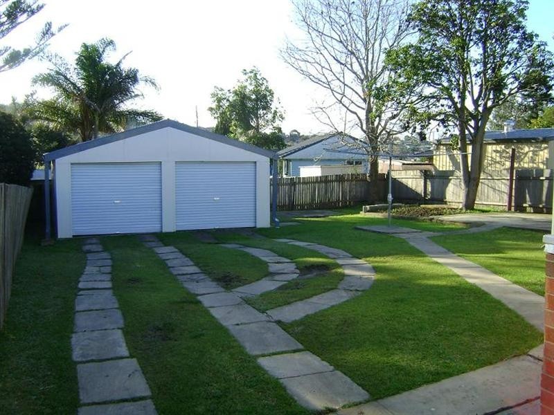 100 Lake Entrance Road, Mount Warrigal NSW 2528