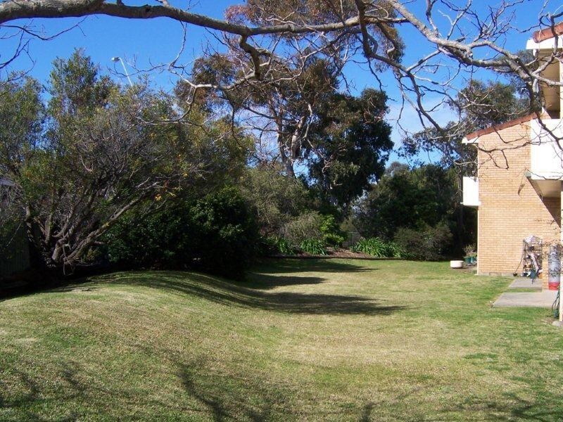 2/6 Blackbutt Way, Barrack Heights NSW 2528