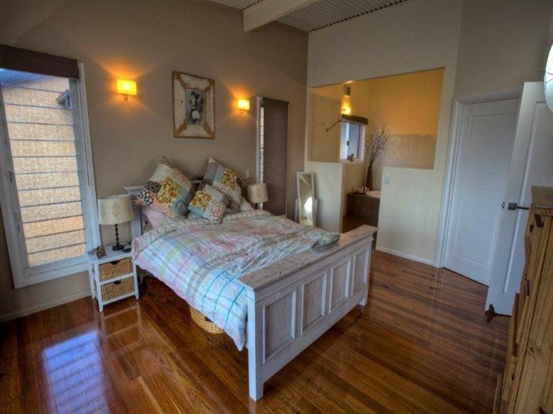 33 Helsal Circuit, Shell Cove NSW 2529