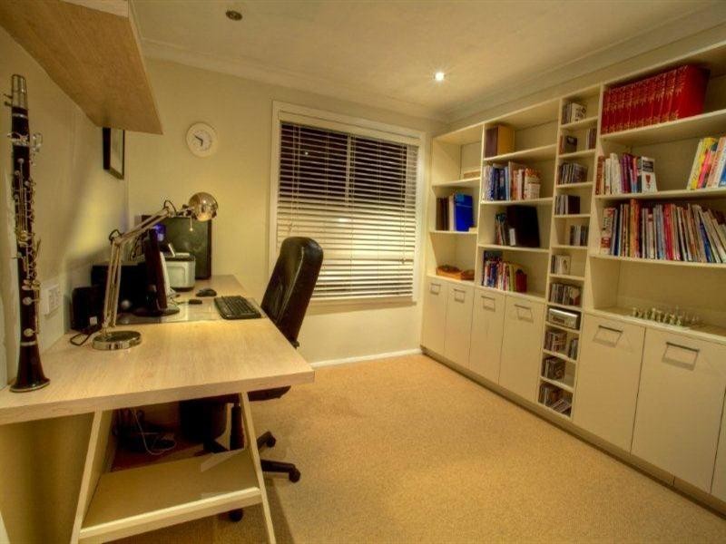 33 Helsal Circuit, Shell Cove NSW 2529