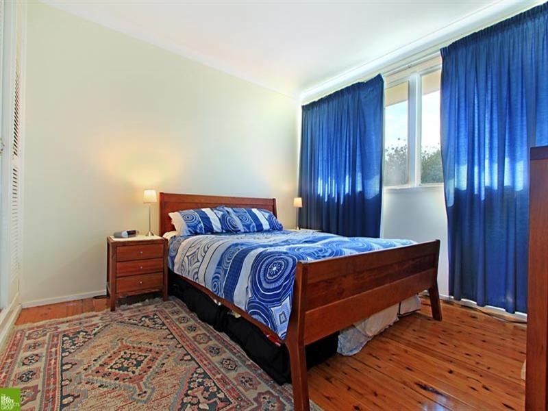 81 Madigan Boulevard, Mount Warrigal NSW 2528