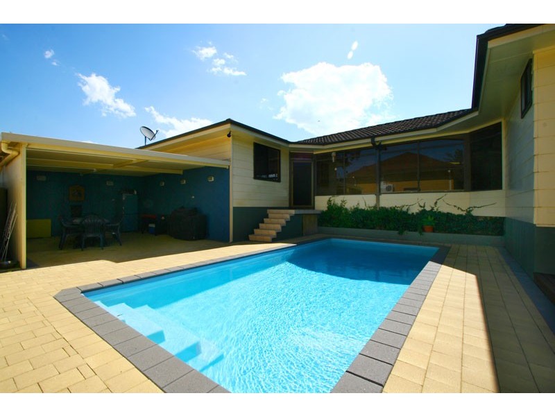 22 Beaurepaire Avenue, Mount Warrigal NSW 2528