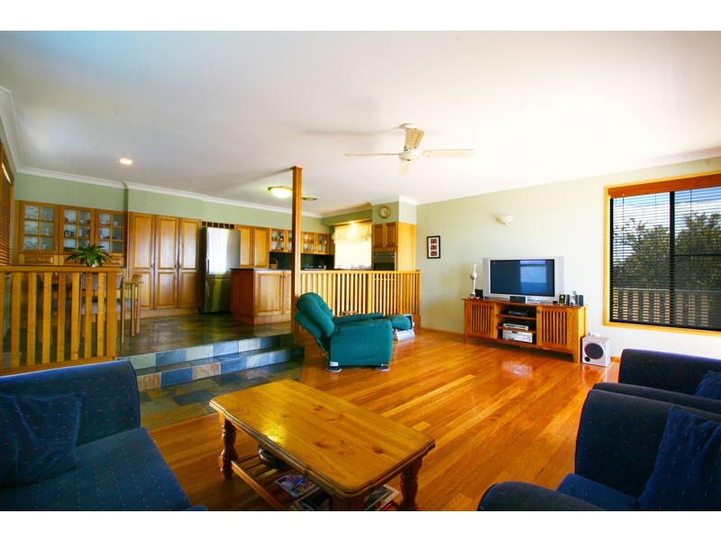 22 Beaurepaire Avenue, Mount Warrigal NSW 2528