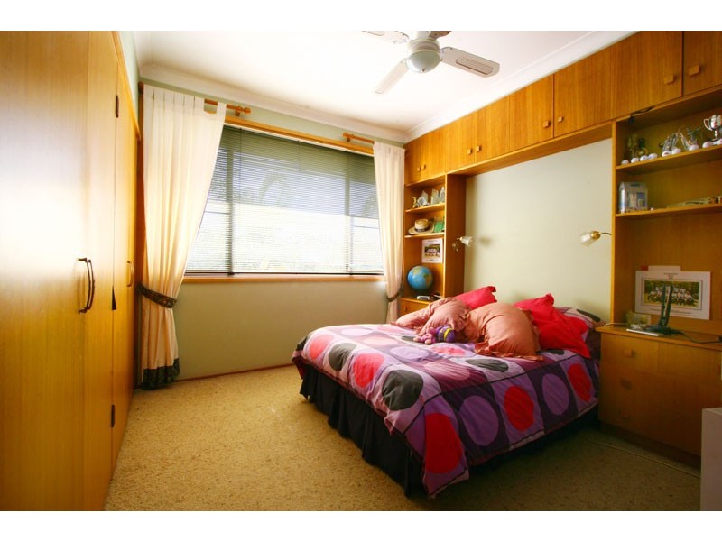 22 Beaurepaire Avenue, Mount Warrigal NSW 2528