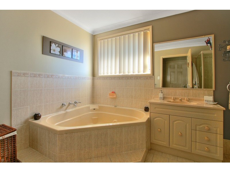 47 The Circuit, Shellharbour NSW 2529