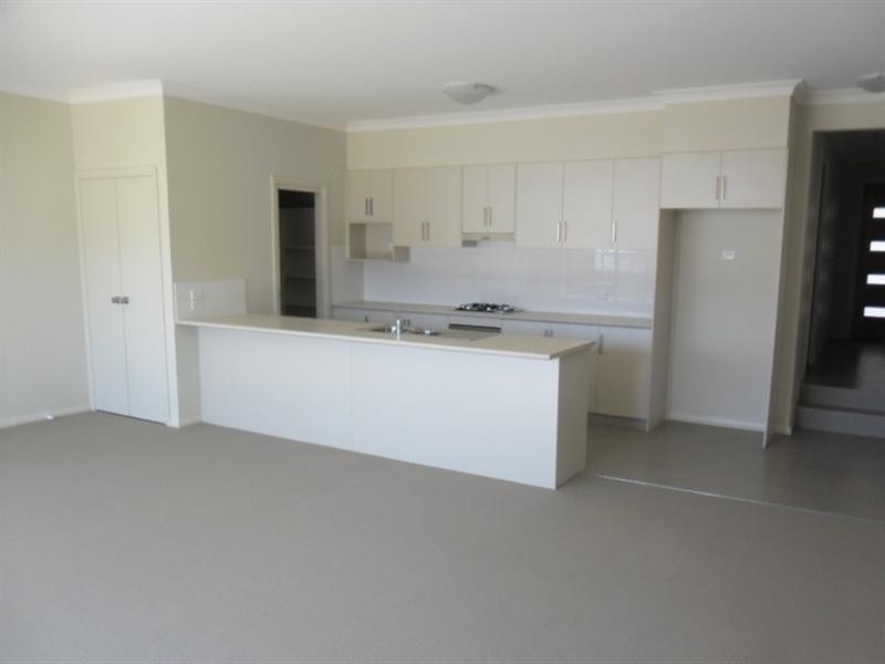 3/121 Daintree Drive, Albion Park NSW 2527