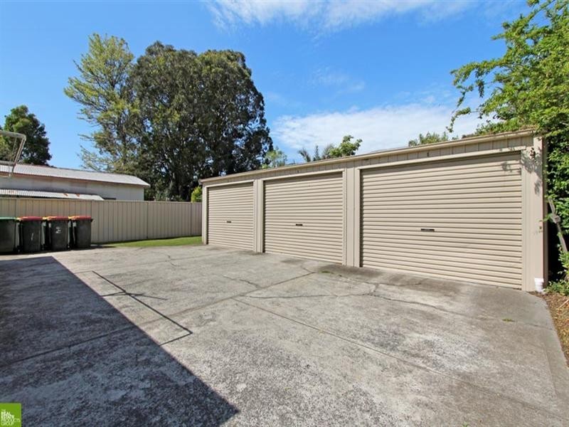 1/57 Parkes Street, Oak Flats NSW 2529