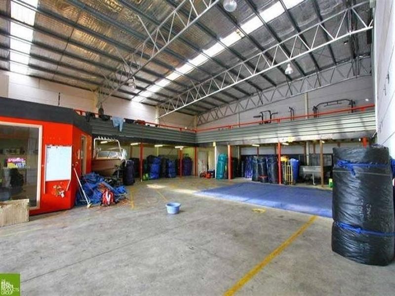 1/15 Shaban Street, Albion Park Rail NSW 2527