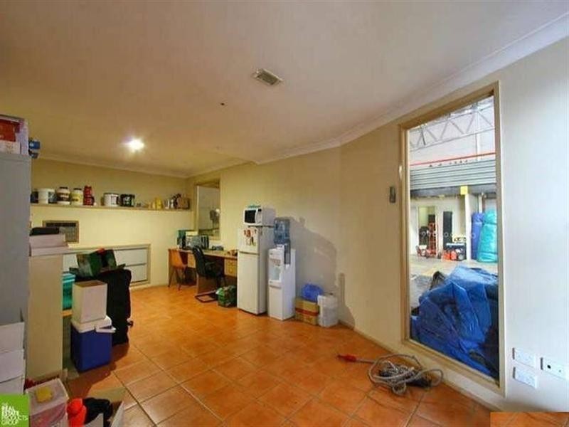 1/15 Shaban Street, Albion Park Rail NSW 2527
