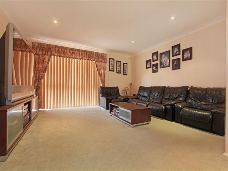 45 Loftus Drive, Barrack Heights NSW 2528