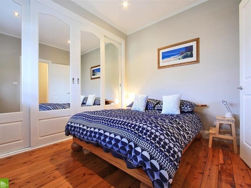 43 Woodford Avenue, Warilla NSW 2528