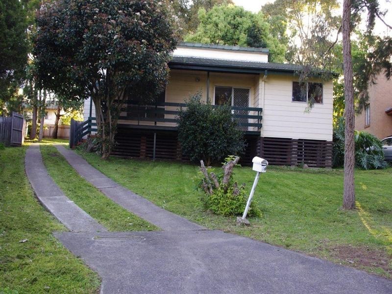 10 Clematis Street, Barrack Heights NSW 2528