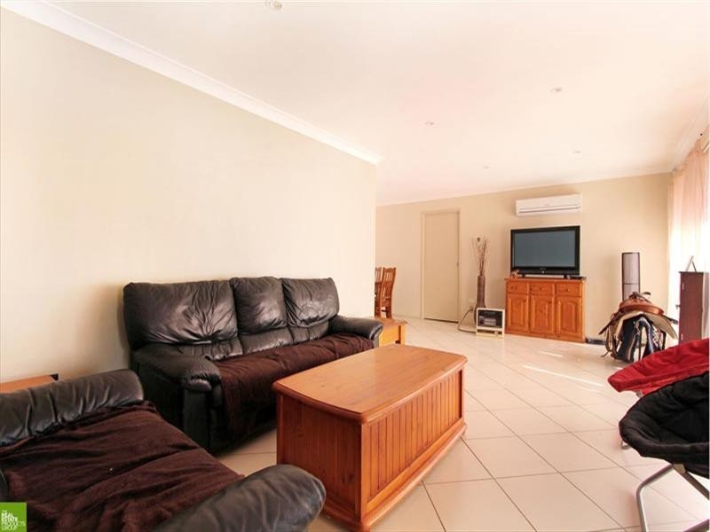 30 Barcoo Circuit, Albion Park NSW 2527